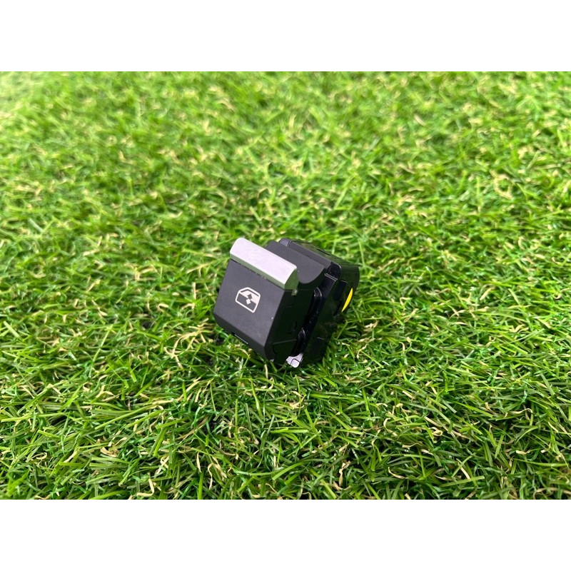 Кнопка стеклоподъемника (электрика / кнопки) AUDI A4 B9 2017 2.0 4M09598555PR