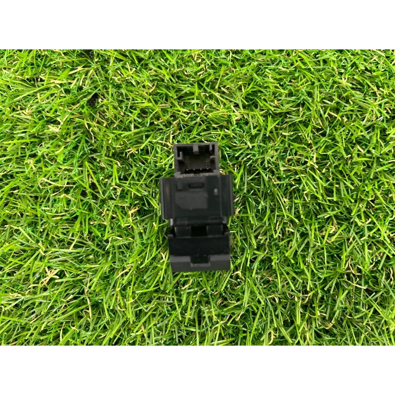 Кнопка стеклоподъемника (электрика / кнопки) AUDI A4 B9 2017 2.0 4M09598555PR