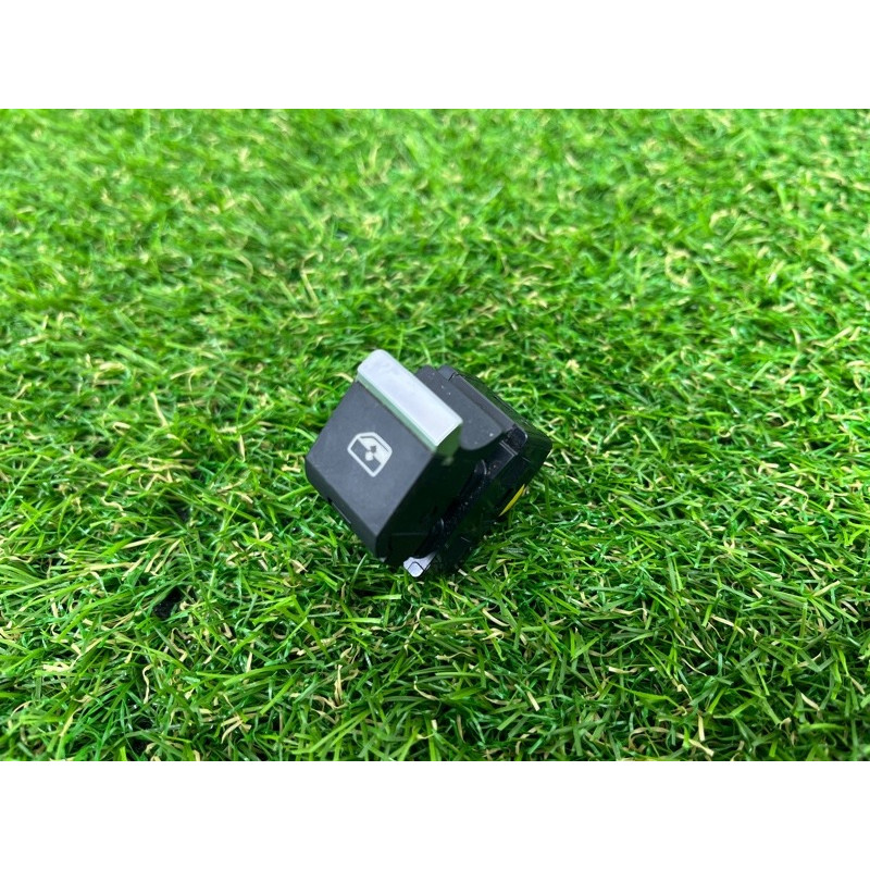 Кнопка стеклоподъемника (электрика / кнопки) AUDI A4 B9 2017 2.0 4M09598555PR