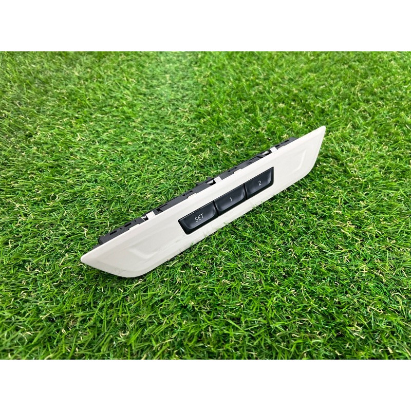 Кнопка пам'яті сидіння (електрика / кнопки) BMW 5-series G30 2017 2.0 B46B20 61316826748