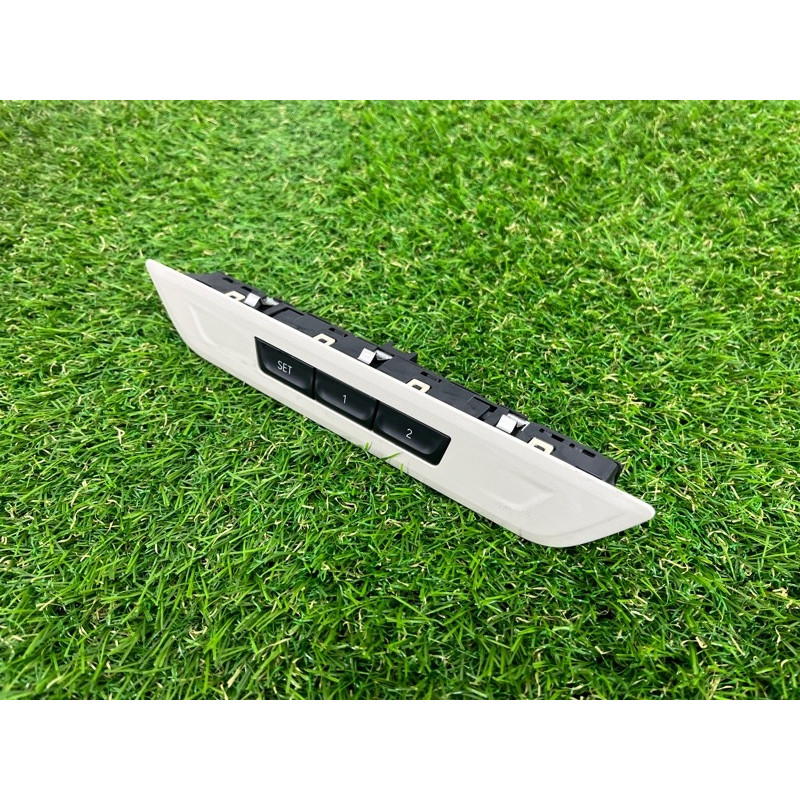 Кнопка пам'яті сидіння (електрика / кнопки) BMW 5-series G30 2017 2.0 B46B20 61316826748