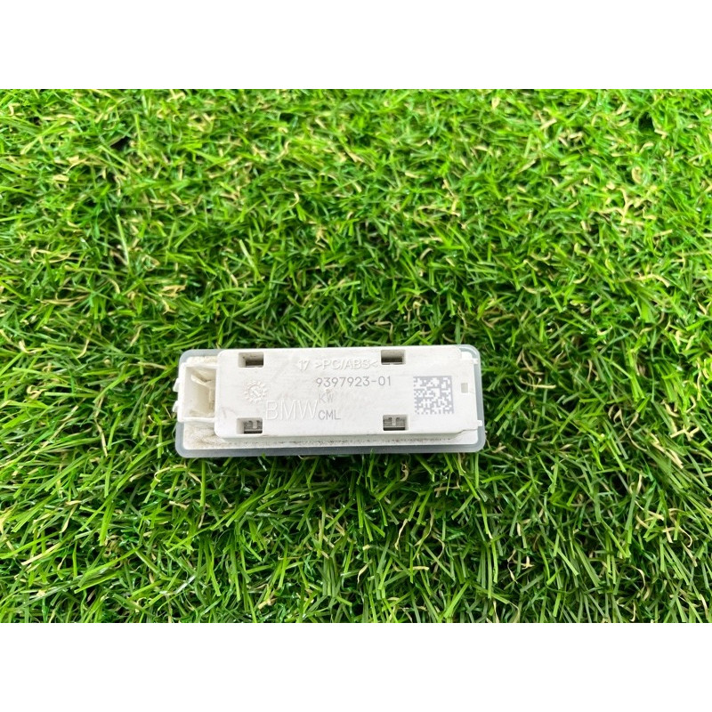 Плафон карти дверей (електрика) BMW 5-series G30 2017 2.0 B46B20 63319313574