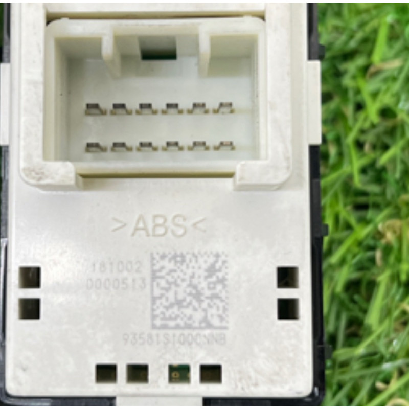 Кнопка стеклоподъемника (электрика / кнопки) Hyundai Santa Fe TM 2019 2.0 GDi Turbo 93581S1000NNB