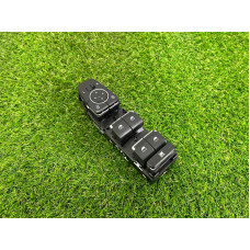 Блок кнопок стеклоподъемников