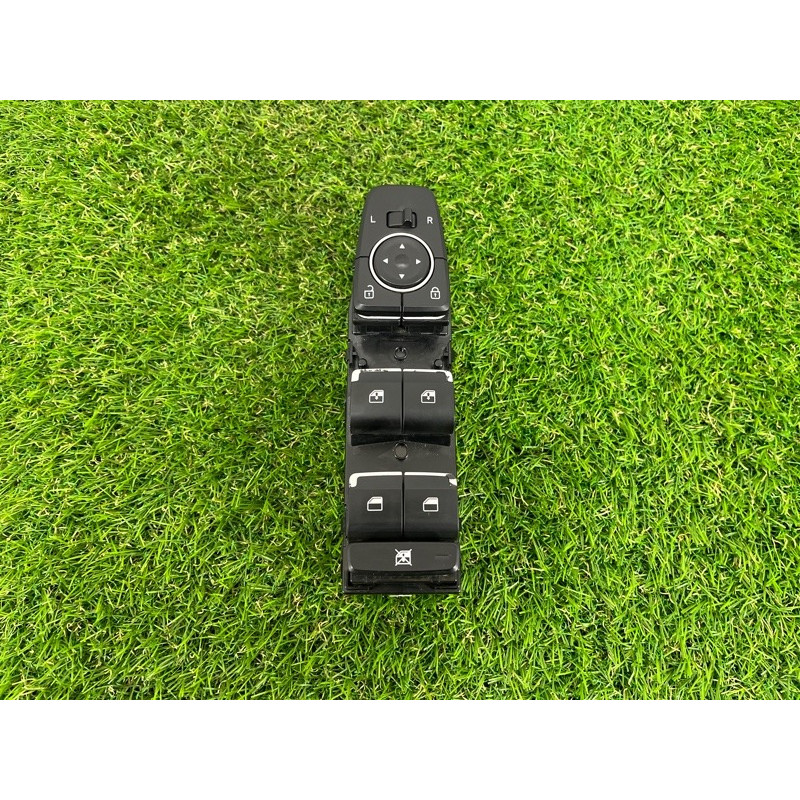 Блок кнопок стеклоподъемников (электрика / кнопки) Hyundai Santa Fe TM 2019 2.4GDI 93571S1140NNB