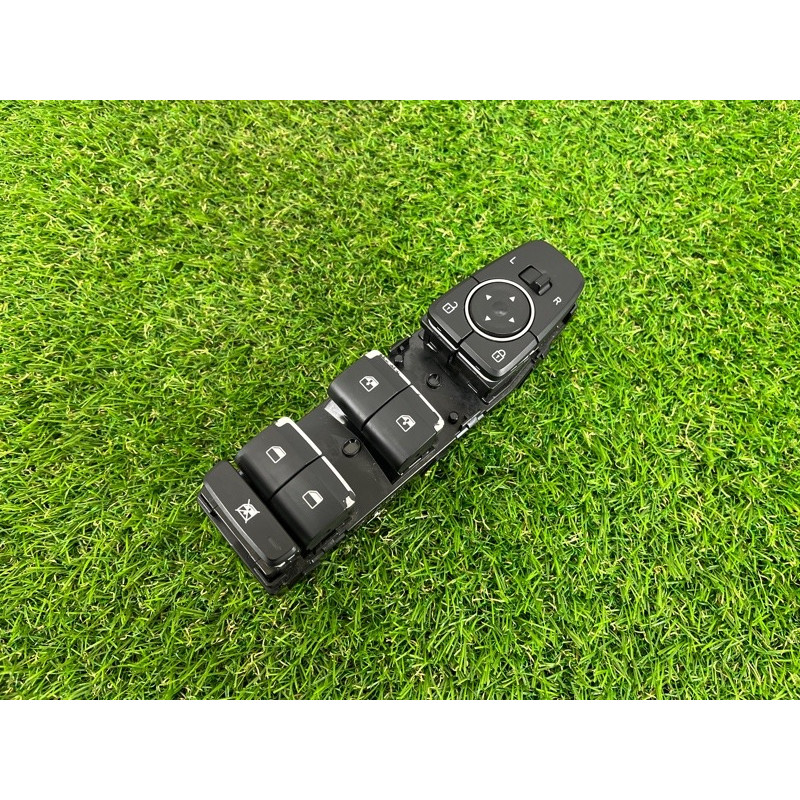 Блок кнопок стеклоподъемников (электрика / кнопки) Hyundai Santa Fe TM 2019 2.4GDI 93571S1140NNB