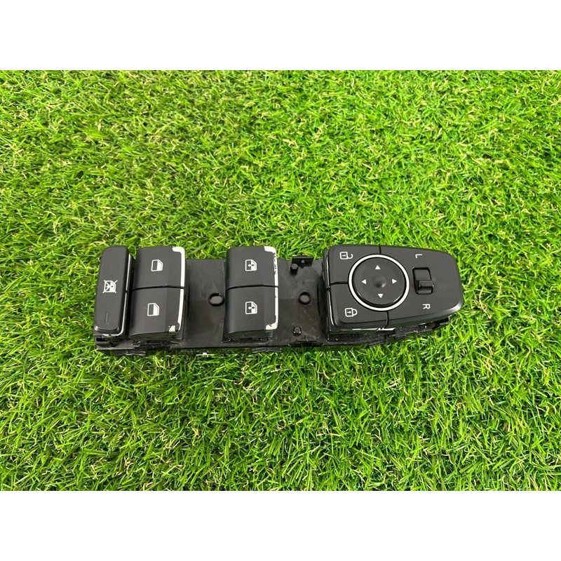 Блок кнопок стеклоподъемников (электрика / кнопки) Hyundai Santa Fe TM 2019 2.4GDI 93571S1140NNB