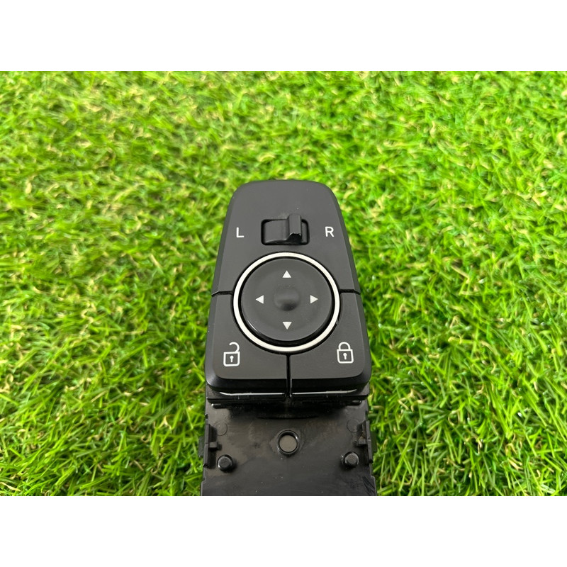 Блок кнопок стеклоподъемников (электрика / кнопки) Hyundai Santa Fe TM 2019 2.4GDI 93571S1140NNB