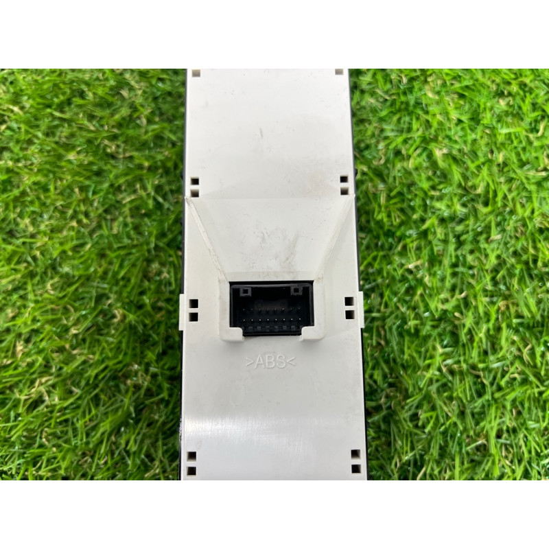 Блок кнопок стеклоподъемников (электрика / кнопки) Hyundai Santa Fe TM 2019 2.4GDI 93571S1140NNB