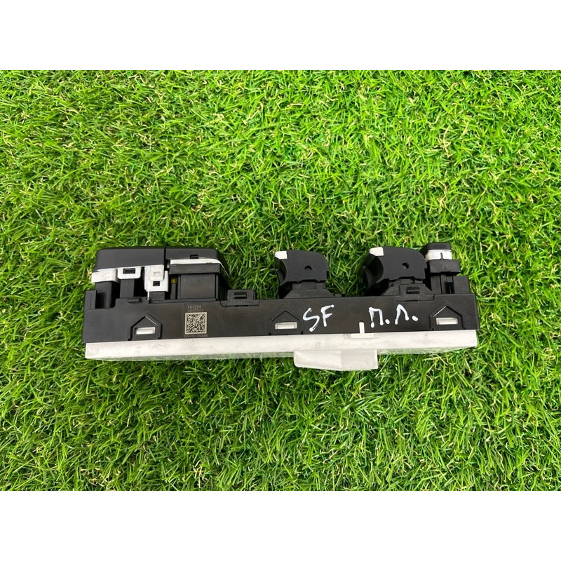 Блок кнопок стеклоподъемников (электрика / кнопки) Hyundai Santa Fe TM 2019 2.4GDI 93571S1050NNB