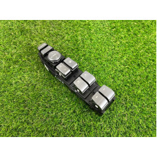 Блок кнопок стеклоподъемников