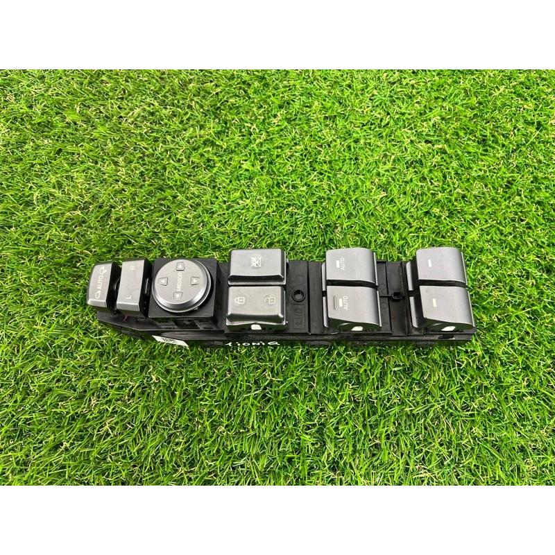 Блок кнопок стеклоподъемников (электрика / кнопки) Hyundai Ioniq AE 2021 1.6 Hybrid 93570G2110MGS