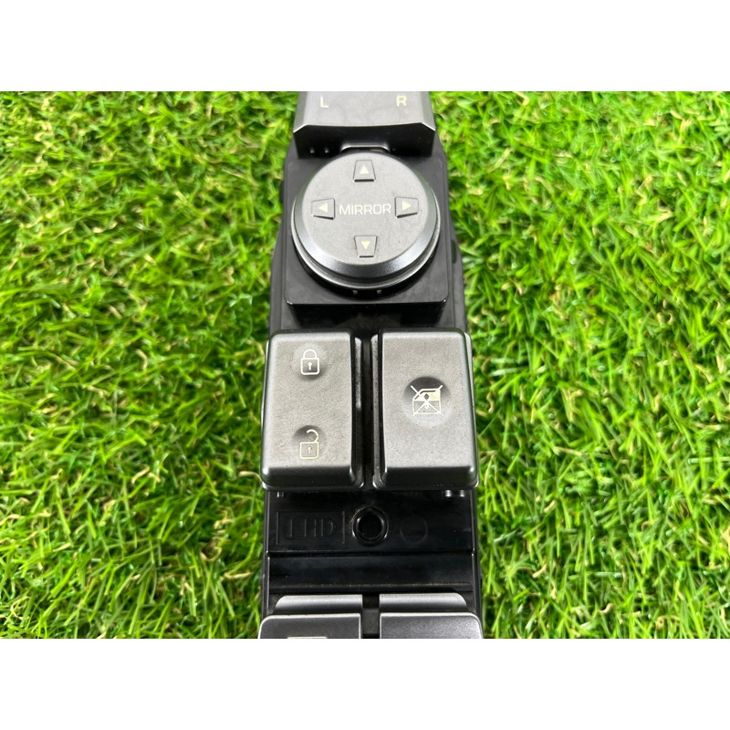 Блок кнопок стеклоподъемников (электрика / кнопки) Hyundai Ioniq AE 2021 1.6 Hybrid 93570G2110MGS