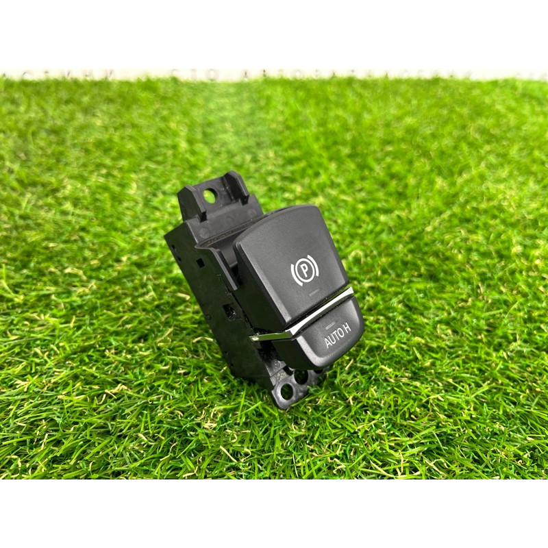 Кнопка стоянкового гальма (електрика / кнопки) BMW 5-series G30 2017 2.0 B46B20 61319109311