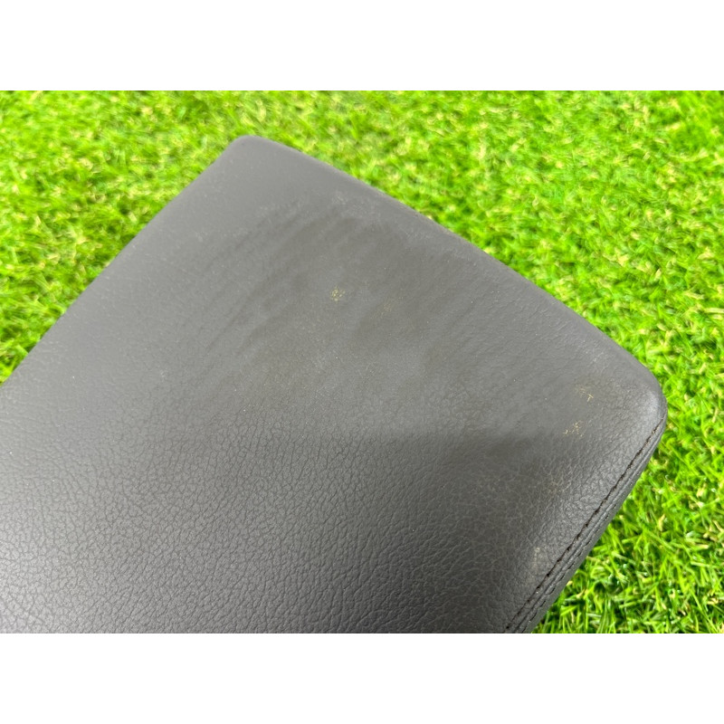 Крышка подлокотника (салон) AUDI A4 B9 2017 2.0 8W0864207H38M