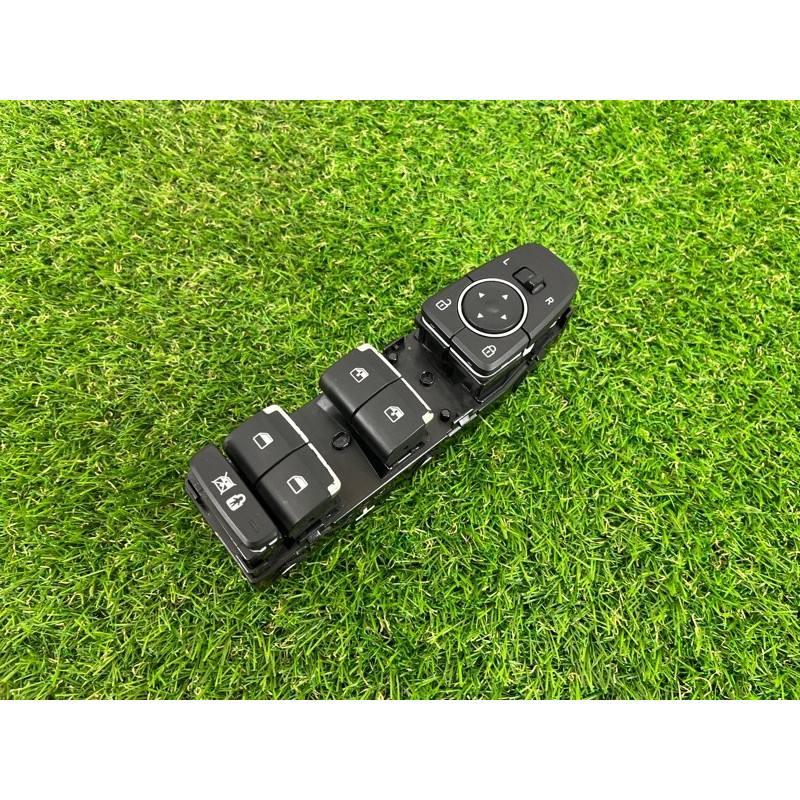 Блок кнопок стеклоподъемников (электрика / кнопки) Hyundai Santa Fe TM 2019 2.0 GDi Turbo 93571S1120NNB