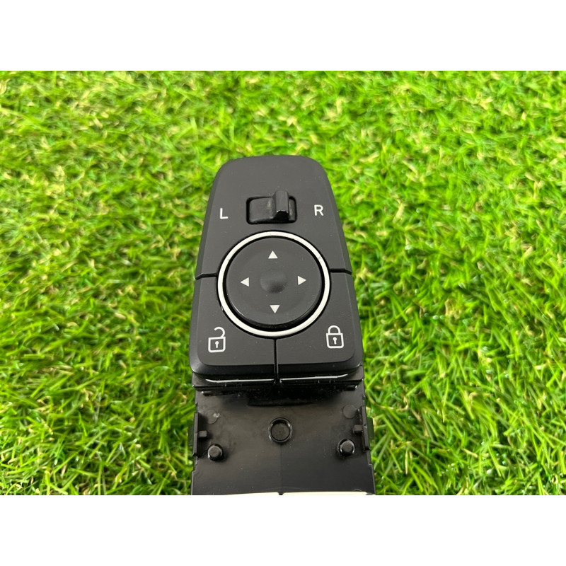 Блок кнопок стеклоподъемников (электрика / кнопки) Hyundai Santa Fe TM 2019 2.0 GDi Turbo 93571S1120NNB