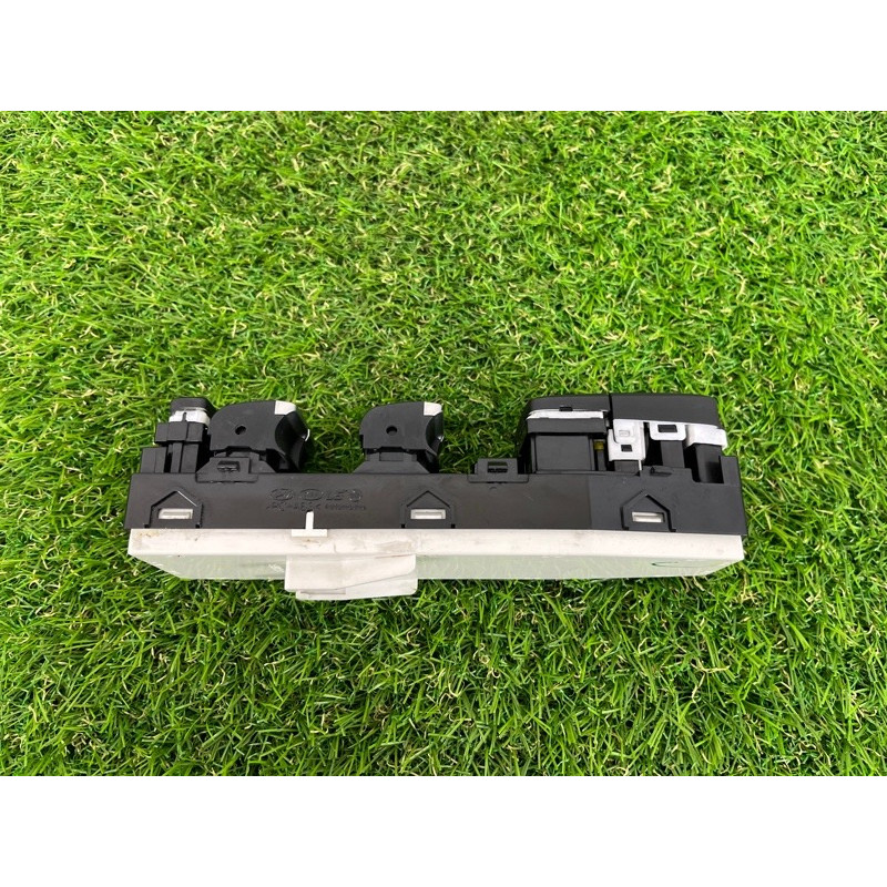 Блок кнопок стеклоподъемников (электрика / кнопки) Hyundai Santa Fe TM 2019 2.0 GDi Turbo 93571S1120NNB