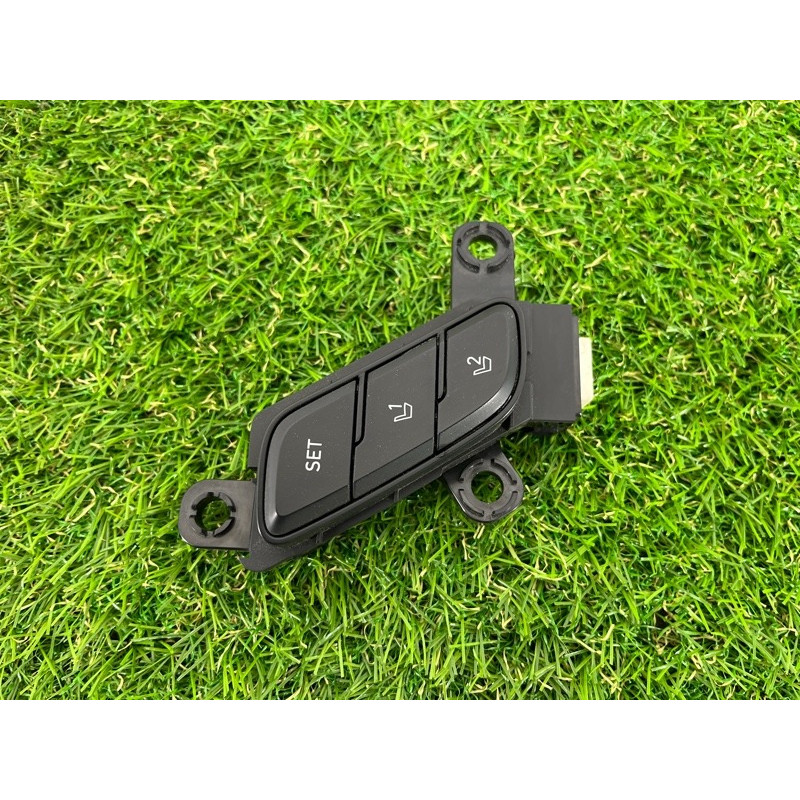 Кнопка памяти сидения (электрика / кнопки) Hyundai Santa Fe TM 2019 2.0 GDi Turbo 93250S10004X