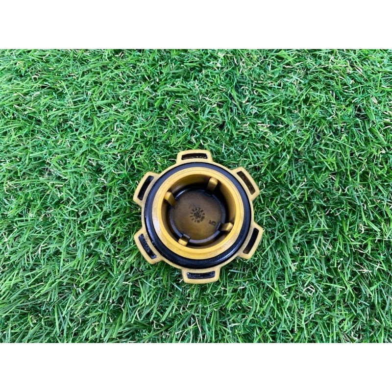 Крышка маслозаливной горловины (двигатель и элементы) Subaru Forester SH 2008 2.0 15255AA090