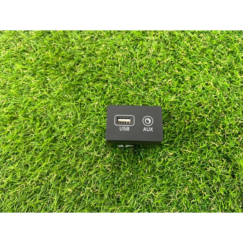 Гнездо USB/AUX (электрика) Hyundai Santa Fe TM 2019 2.4GDI 96120S11004X