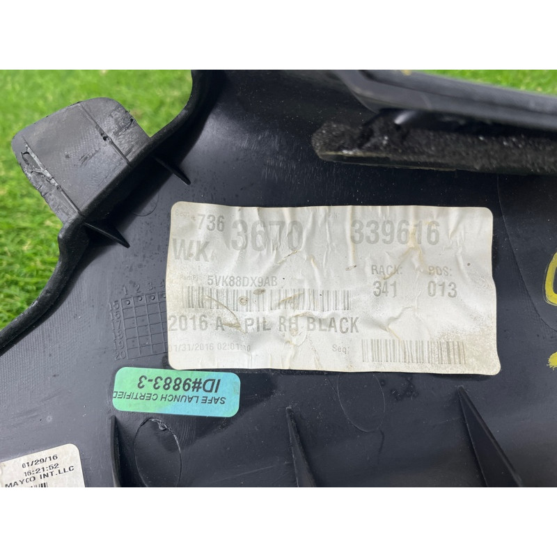 Обшивка Стойки (салон) Jeep Grand Cherokee WK2 2016 3.6 5VK88DX9AC