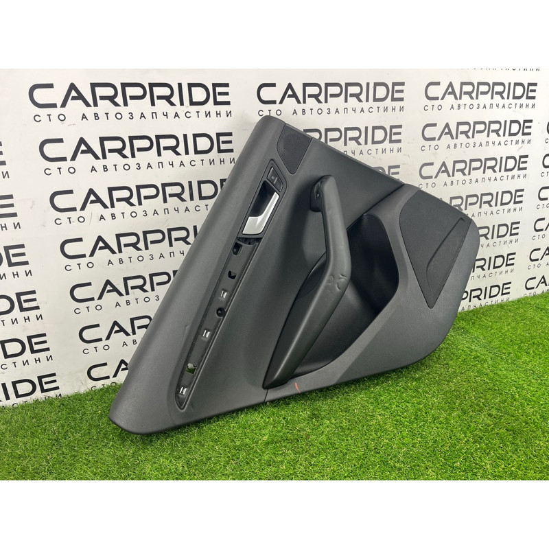 Дверная карта (салон) AUDI Q5 8R 2012 3.2 CALB 8R086730324A