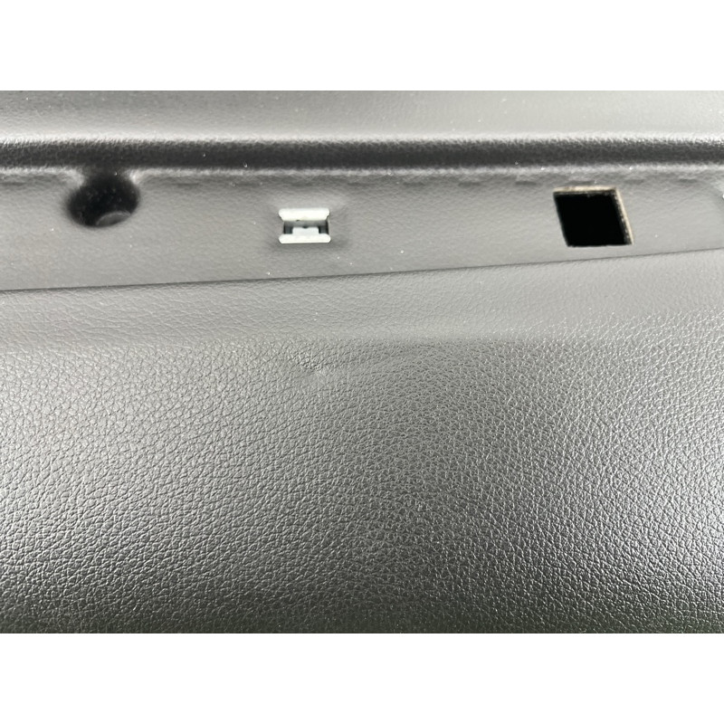 Дверная карта (салон) AUDI Q5 8R 2012 3.2 CALB 8R086730324A