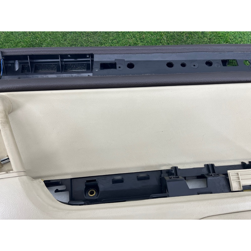 Дверная карта (салон) Volkswagen Touareg NF 2012 3.6 7P6867216JY0Z