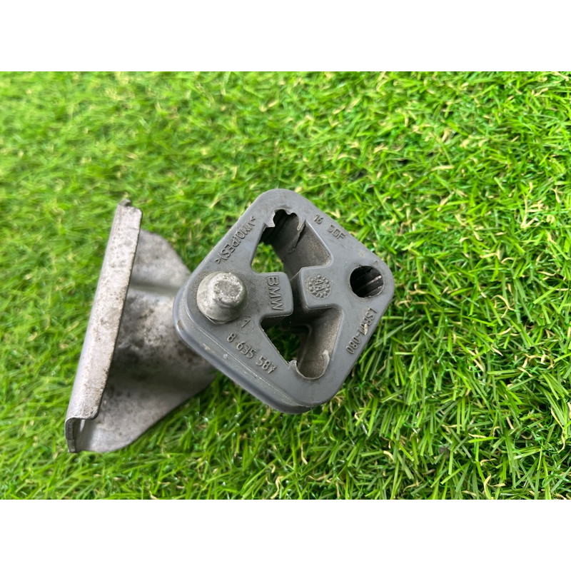 Подушка глушника (вихлопна система) BMW 5-series G30 2017 2.0 B46B20 18308635587