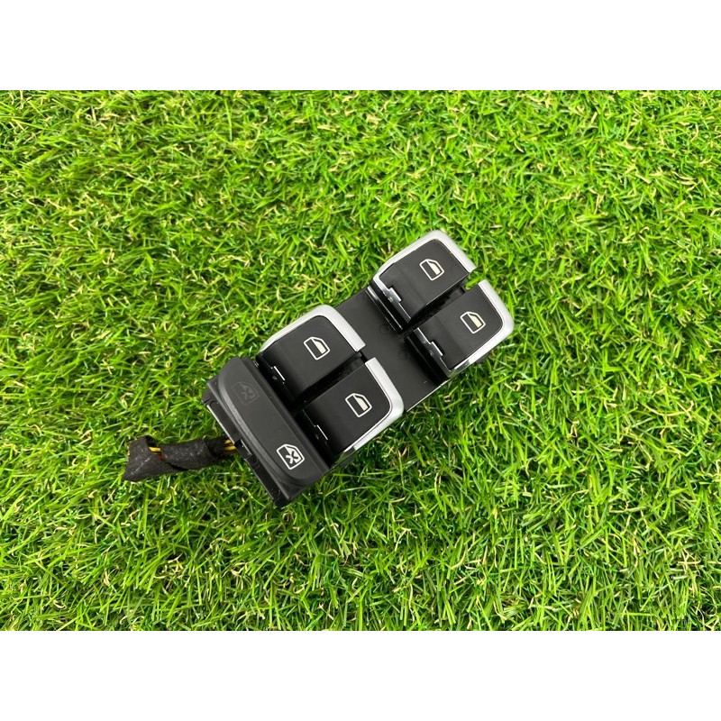 Блок кнопок стеклоподъемников (электрика / кнопки) AUDI A3 8V 2015 1.8 8V0959851A