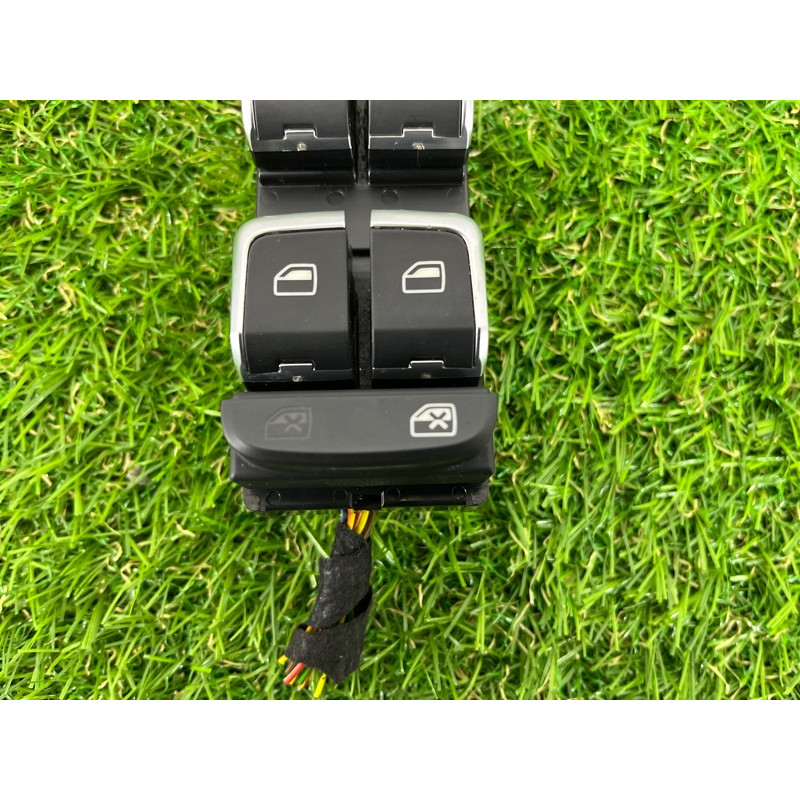 Блок кнопок стеклоподъемников (электрика / кнопки) AUDI A3 8V 2015 1.8 8V0959851A