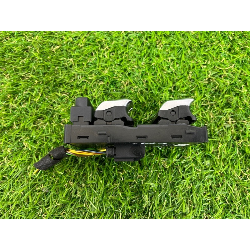 Блок кнопок стеклоподъемников (электрика / кнопки) AUDI A3 8V 2015 1.8 8V0959851A