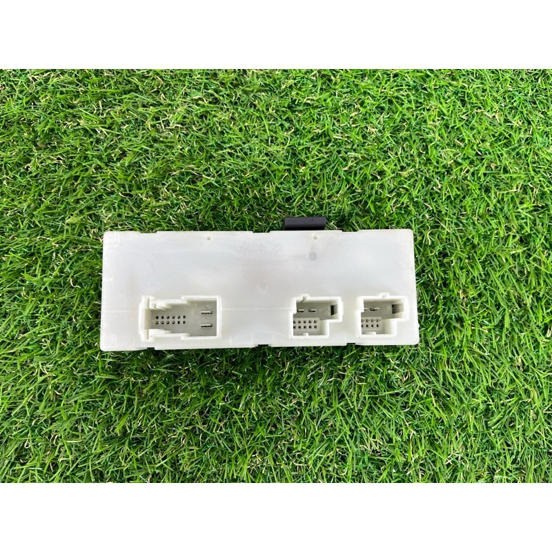 Блок управління кришкою багажника (електрика / блок управління) BMW 5-series G30 2017 2.0 B46B20 61357481045