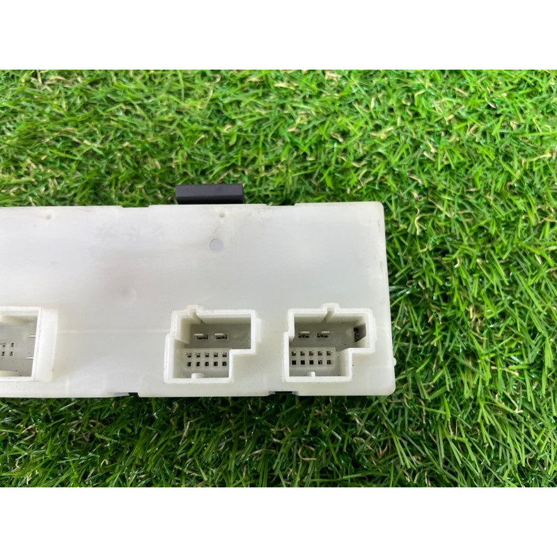 Блок управління кришкою багажника (електрика / блок управління) BMW 5-series G30 2017 2.0 B46B20 61357481045