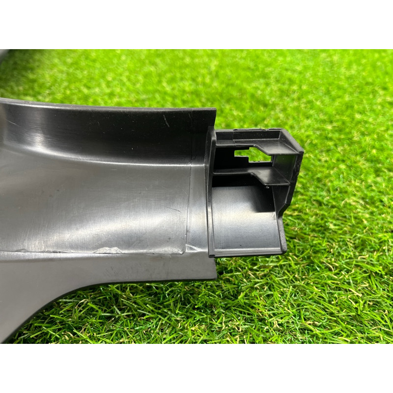 Обшивка центральної стійки (салон) BMW 5-series G30 2017 2.0 B46B20 51437419854