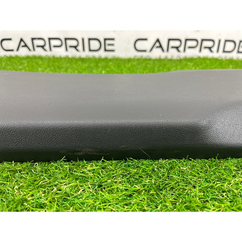 Обшивка центральної стійки (салон) BMW 5-series G30 2017 2.0 B46B20 51437419853