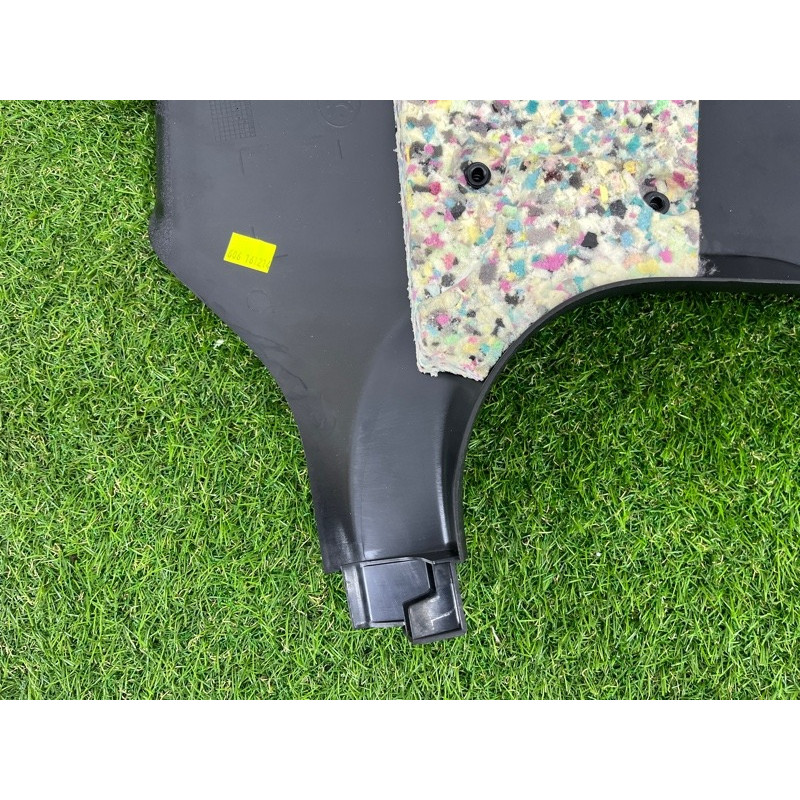 Обшивка центральної стійки (салон) BMW 5-series G30 2017 2.0 B46B20 51437419853