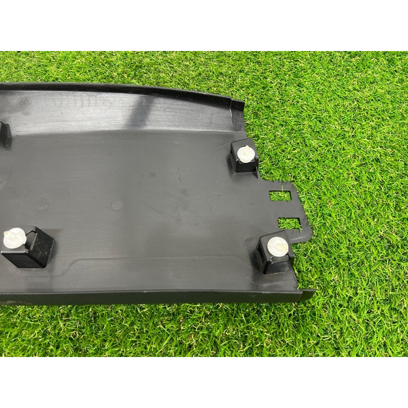 Обшивка центральної стійки (салон) BMW 5-series G30 2017 2.0 B46B20 51437419853