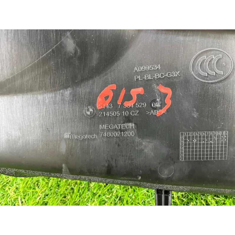 Обшивка центральної стійки (салон) BMW 5-series G30 2017 2.0 B46B20 51437419853