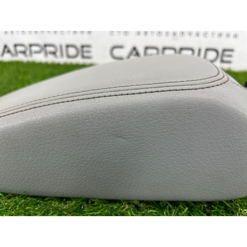 Подлокотник (салон) AUDI A3 8V 2015 1.8 8V0864207CHB9