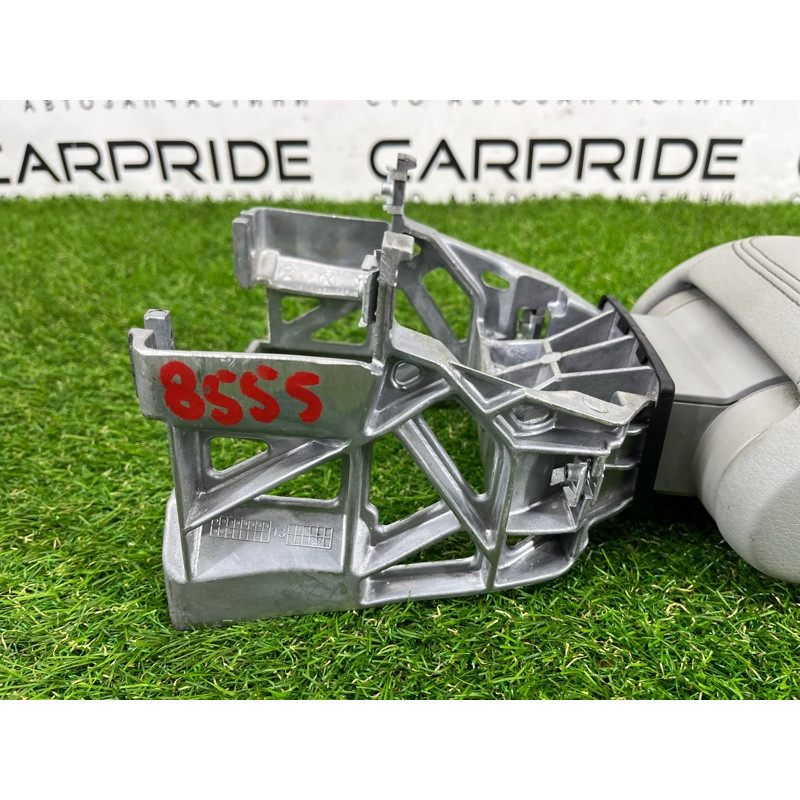 Подлокотник (салон) AUDI A3 8V 2015 1.8 8V0864207CHB9