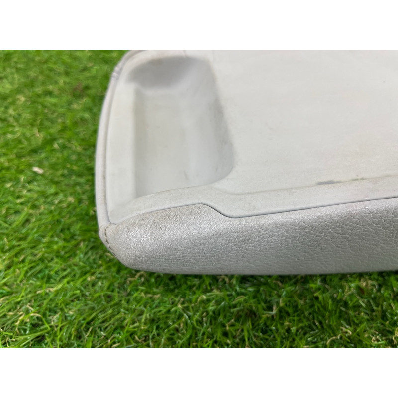 Подлокотник (салон) AUDI A3 8V 2015 1.8 8V0864207CHB9