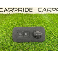 Кнопка складання сидіння