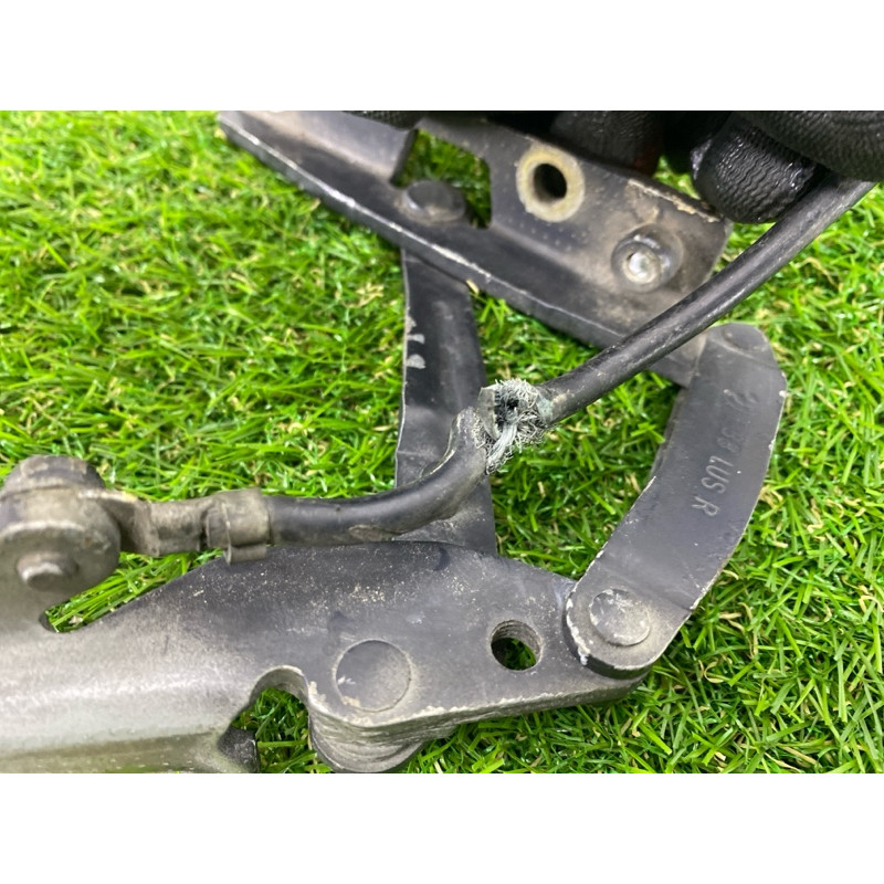 Петля капота (кузов и элементы) BMW 7-series E38 1996 M60B40 41618203272