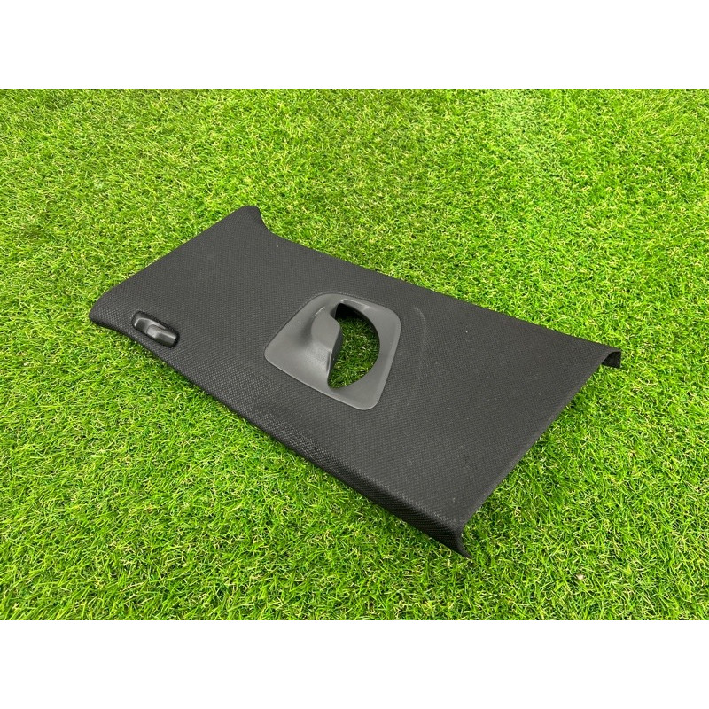 Обшивка центральної стійки (салон) BMW 5-series G30 2017 2.0 B46B20 51438065025