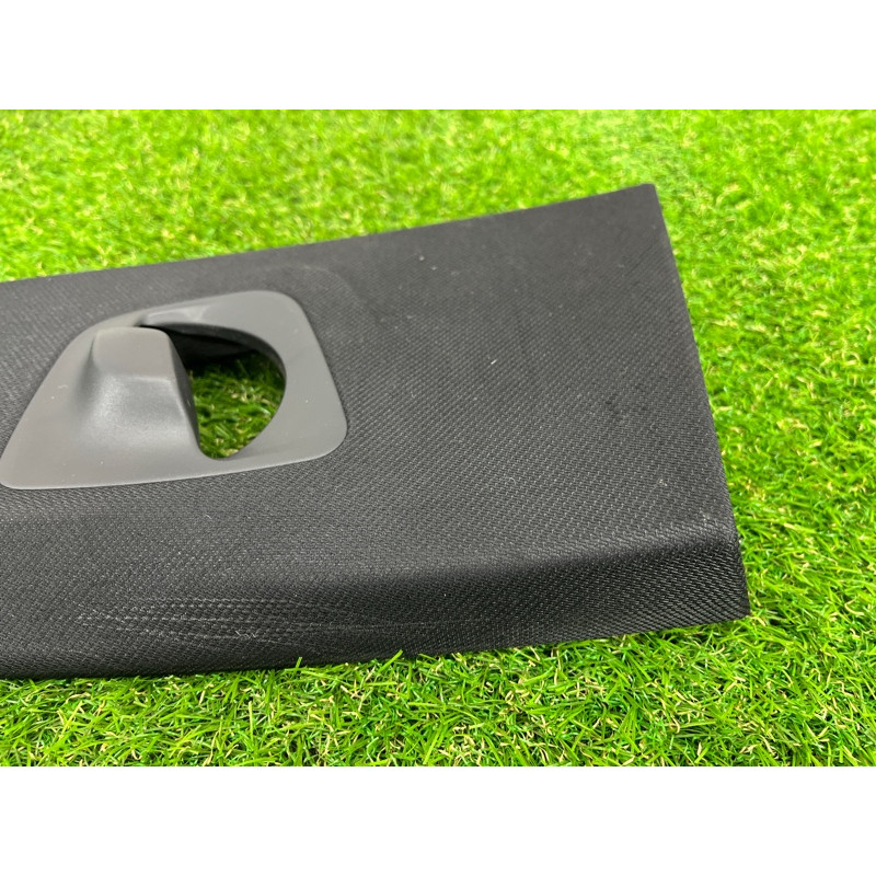 Обшивка центральної стійки (салон) BMW 5-series G30 2017 2.0 B46B20 51438065025