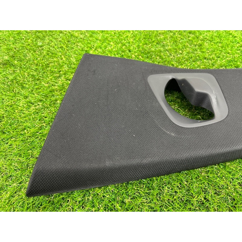 Обшивка центральної стійки (салон) BMW 5-series G30 2017 2.0 B46B20 51438065025