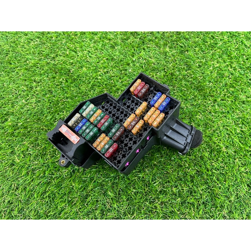 Блок предохранителей (электрика) Volkswagen Touareg FL 2015 3.6 7P0941824C