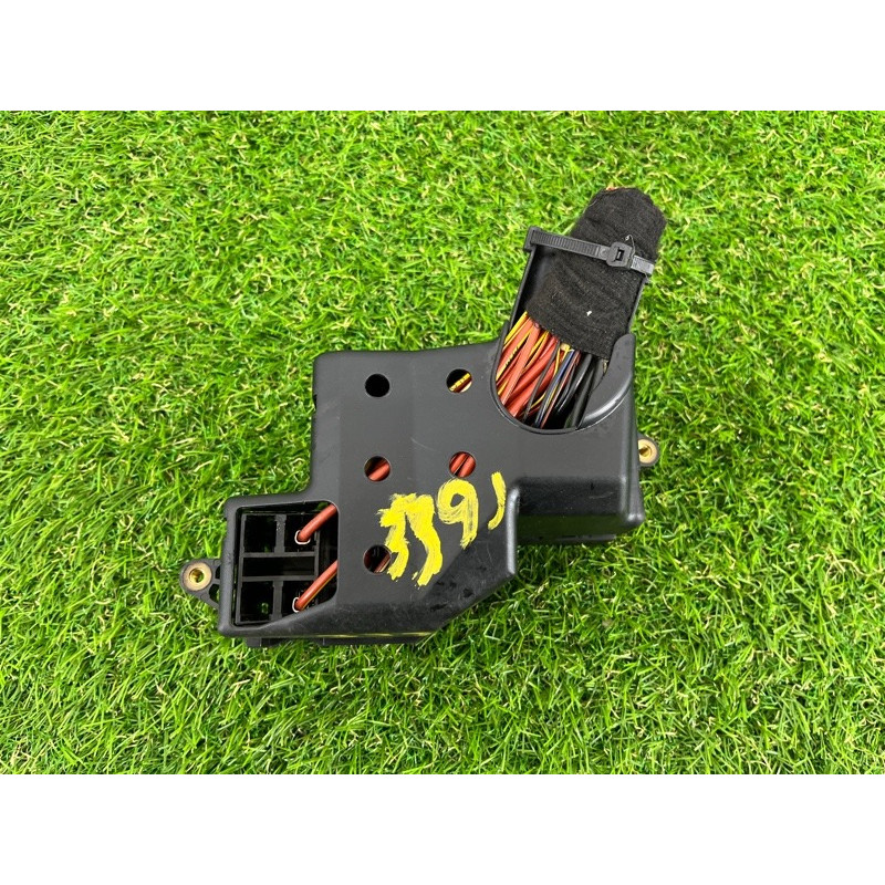 Блок предохранителей (электрика) Volkswagen Touareg FL 2015 3.6 7P0941824C